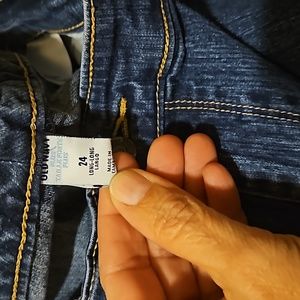 Old Navy 24 long stretch boot cut dark wash jeans